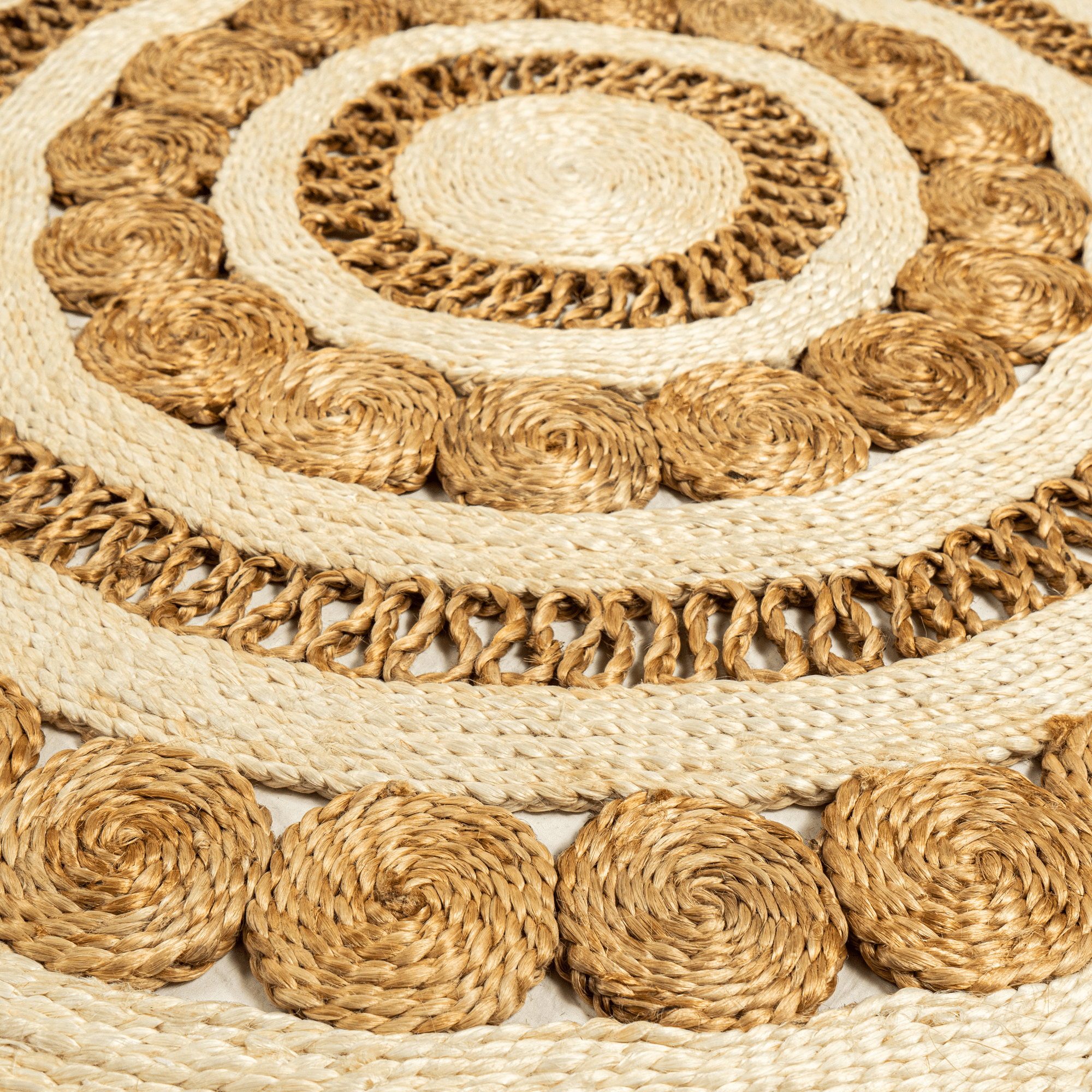 Round Handwoven Ivory Braided Jute Lace Mat ICJHM58 (1)