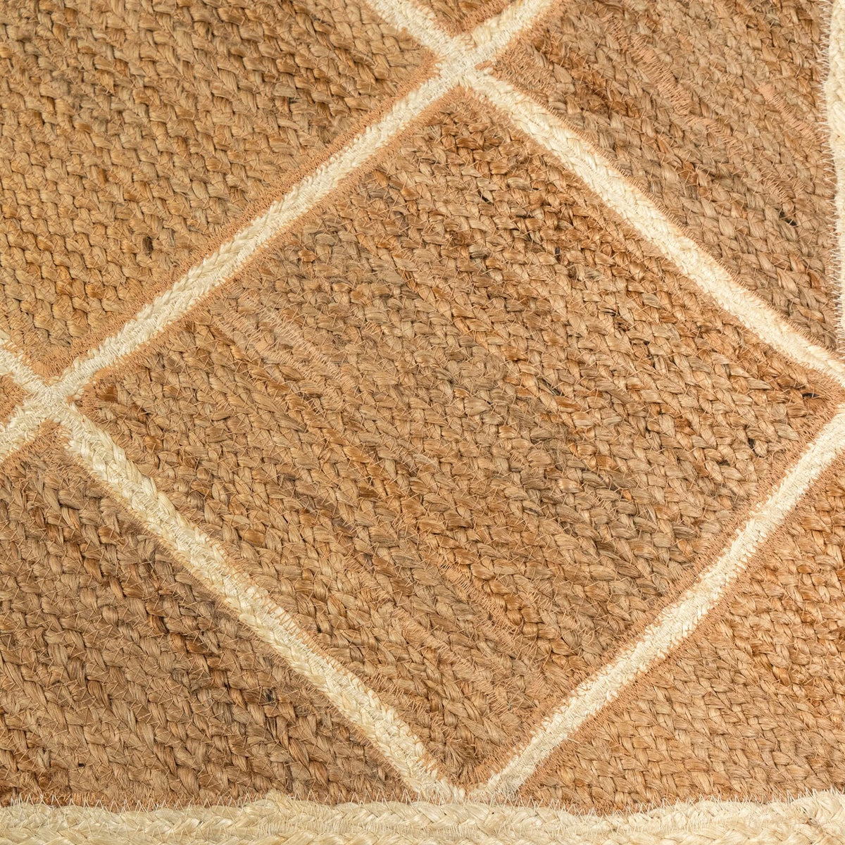 Handwoven Rectangular Jute Carpet with Sleek Chequered Pattern
