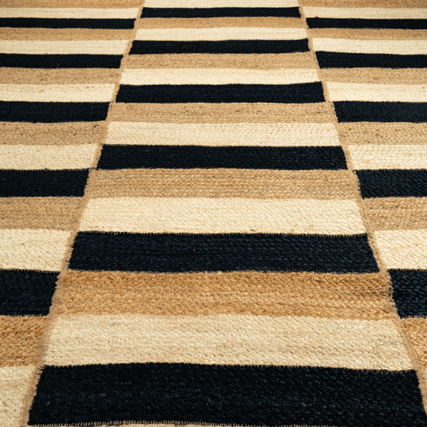 Handwoven Patterned Braided Jute Carpet (ICJMR1) (2)